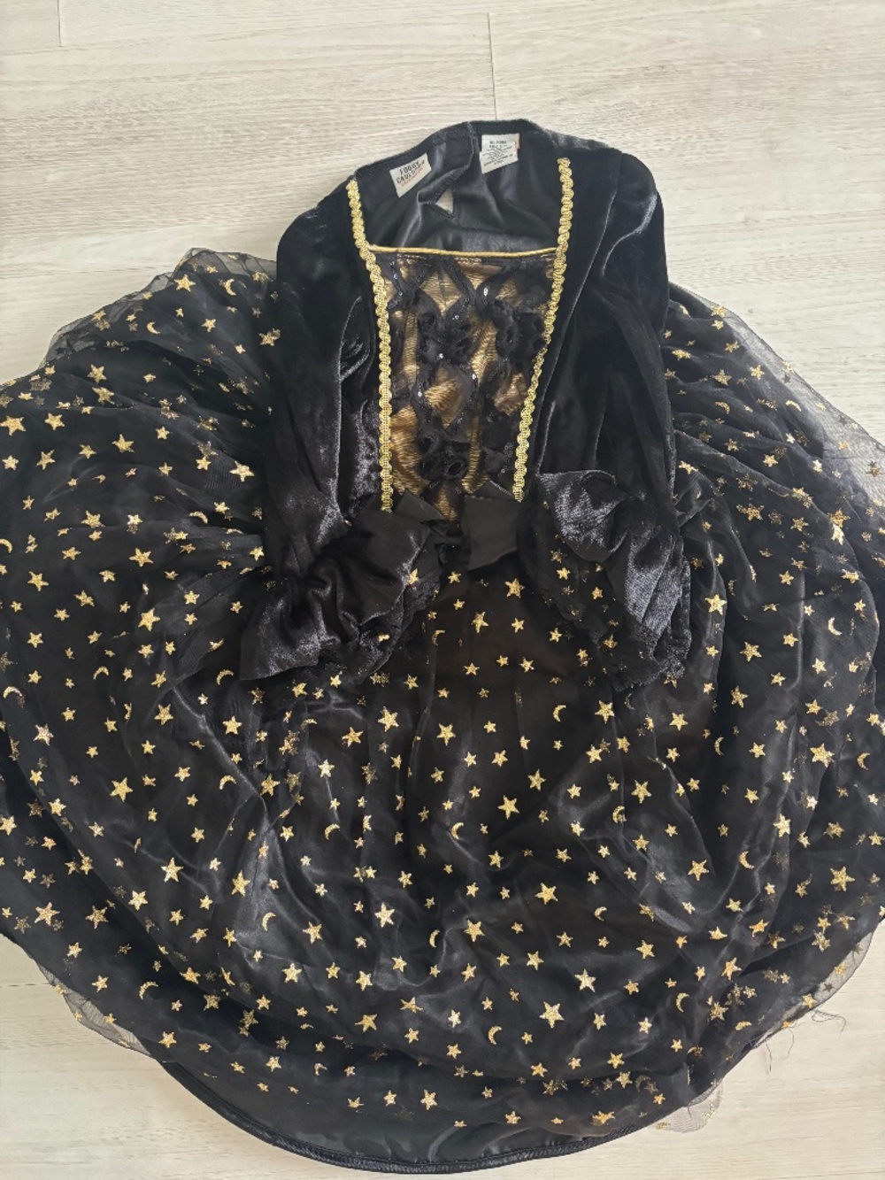 Costume dress